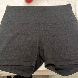 Lululemon wunder train